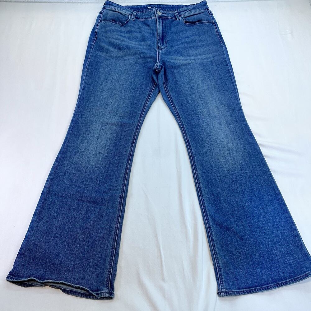 Old Navy Women’s Bootcut Flare Jeans Sz 12 Blue Denim Mid Rise Y2K Vintage Style